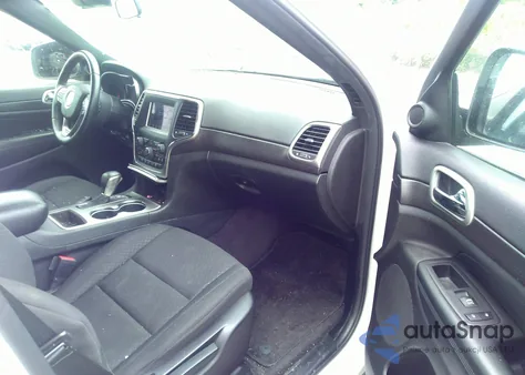 2018 Jeep Grand Cherokee Laredo E 4X4 z USA, uszkodzony, nr VIN 1C4RJFAGXJC276947